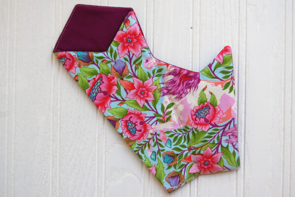 Scissors case tutorial from WeAllSew