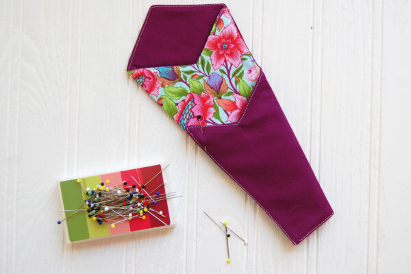 Scissors case tutorial from WeAllSew