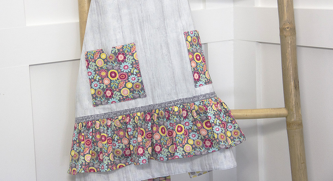 Vintage Apron Tutorial from WeAllSew