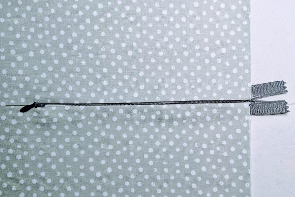 Embroidered_Bench_Pillow_Unzip