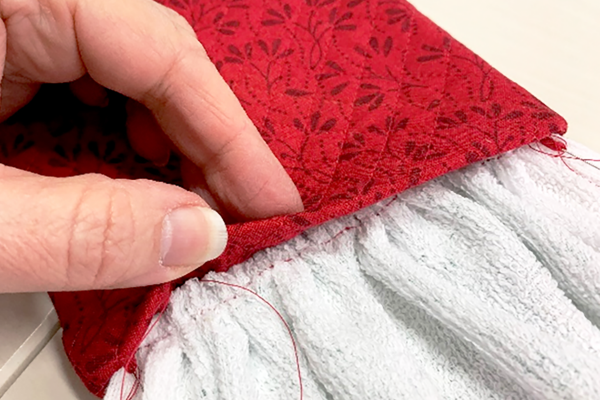 Kitchen_Towel_with_Quilted_Holder_Gathering