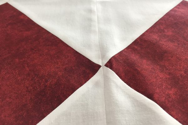 How_to_sew_a_perfect_seam_Dual_Feed_10_No_Adjustment_Closeup