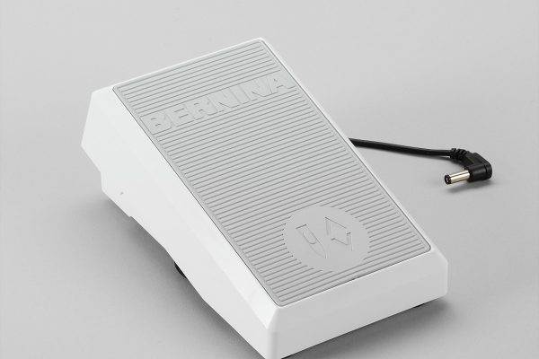 The BERNINA foot Control