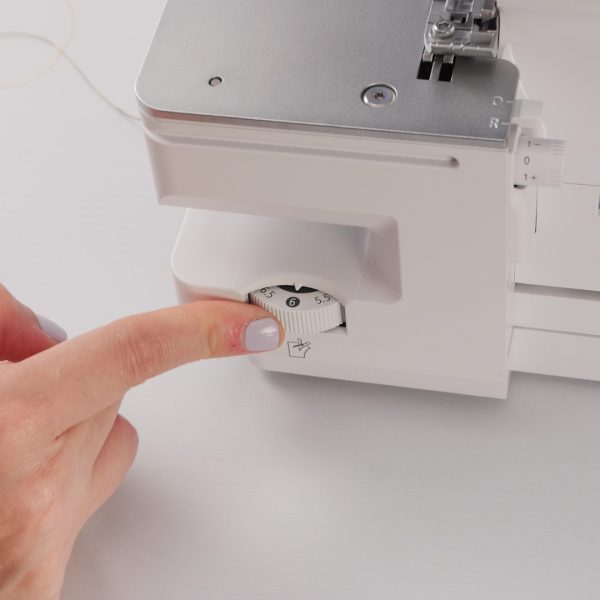 BERNINA_Air_Threading_Overlocker_L850_threading_cutting_width