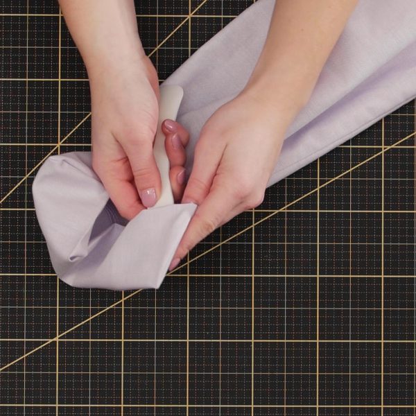 Garment_Sew-along_Part_7_Cuffs_pushing_out_cuff_corner