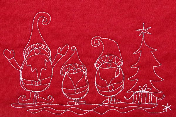 machine quilt gnome motif 13