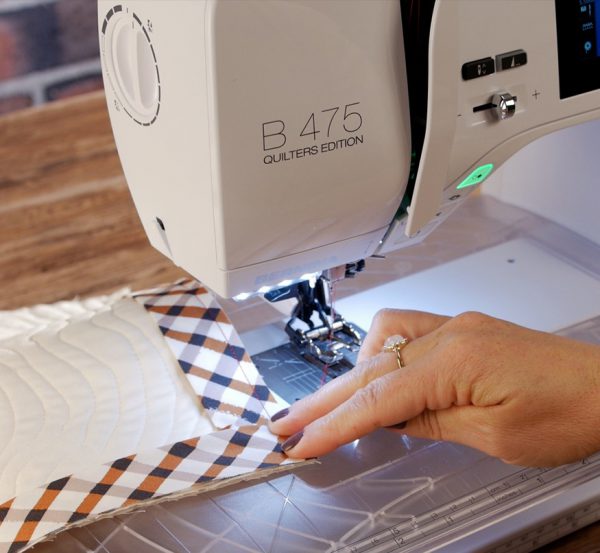 MTC_Mitered_Binding_11_Fabric_Aligned_BERNINA_WeAllSew_Blog_875x806px