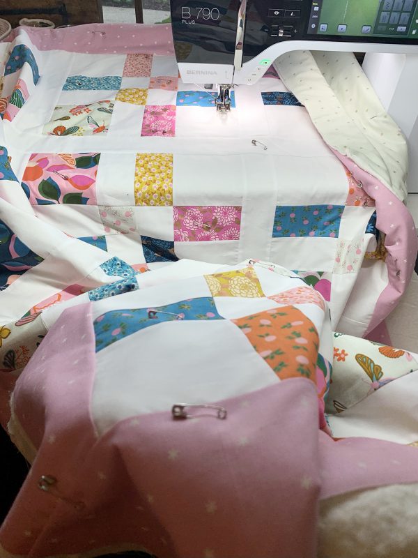 Stay Gold QAL_4th_Post_22_Preparing_to_Quilt_BERNINA_WeAllSew_Blog_1200x1600px