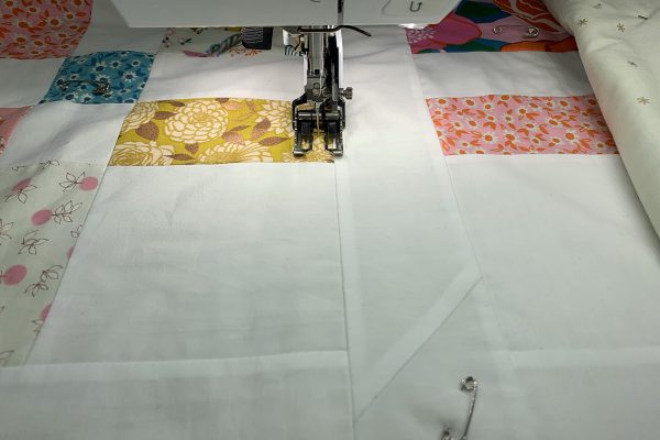 Stay Gold QAL_#5_Post_12_Stitch_BERNINA_WeAllSew_Blog_1200x800px