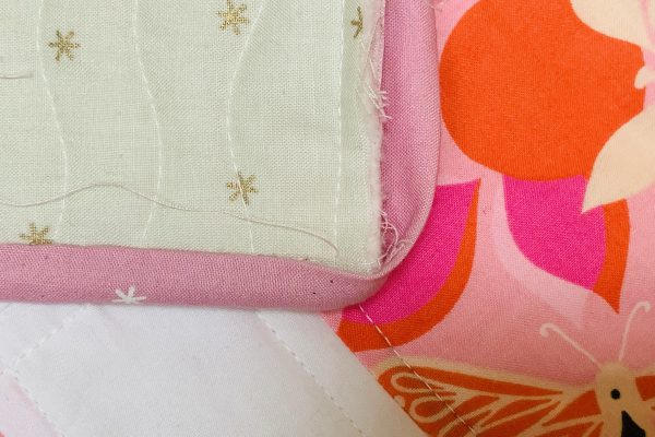 Stay_Gold_QAL_#6_Post_23_Corner_BERNINA_WeAllSew_Blog_1200x800px