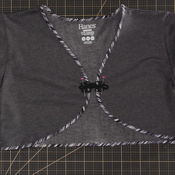 Sweatshirt Upcycle - MTC_Sweatshirt_Upcycle_to_Bolero_13_Frog_Closure_BERNINA_WeAllSew_Blog_1080x1080px