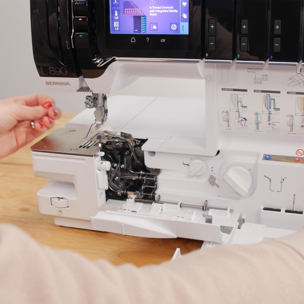 MTC_L_8_Overlocker_Cleaning_07_Cleaning_L8_air_threading_pipes_BERNINA_WeAllSew_Blog_1080x1080px