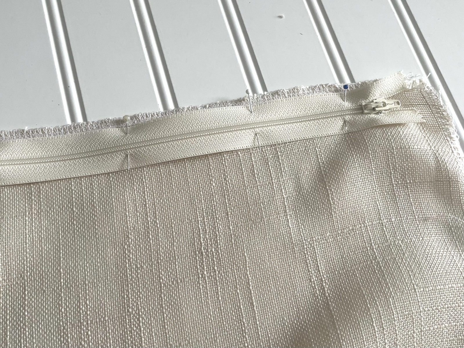 Sew Classic Pillow Covers with a Twist Tutorial: Insert Zipper 1