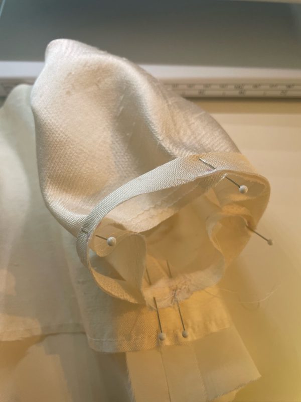 Baby Binding Tutorial : Pin Binding to Sleeve Matching Markings
