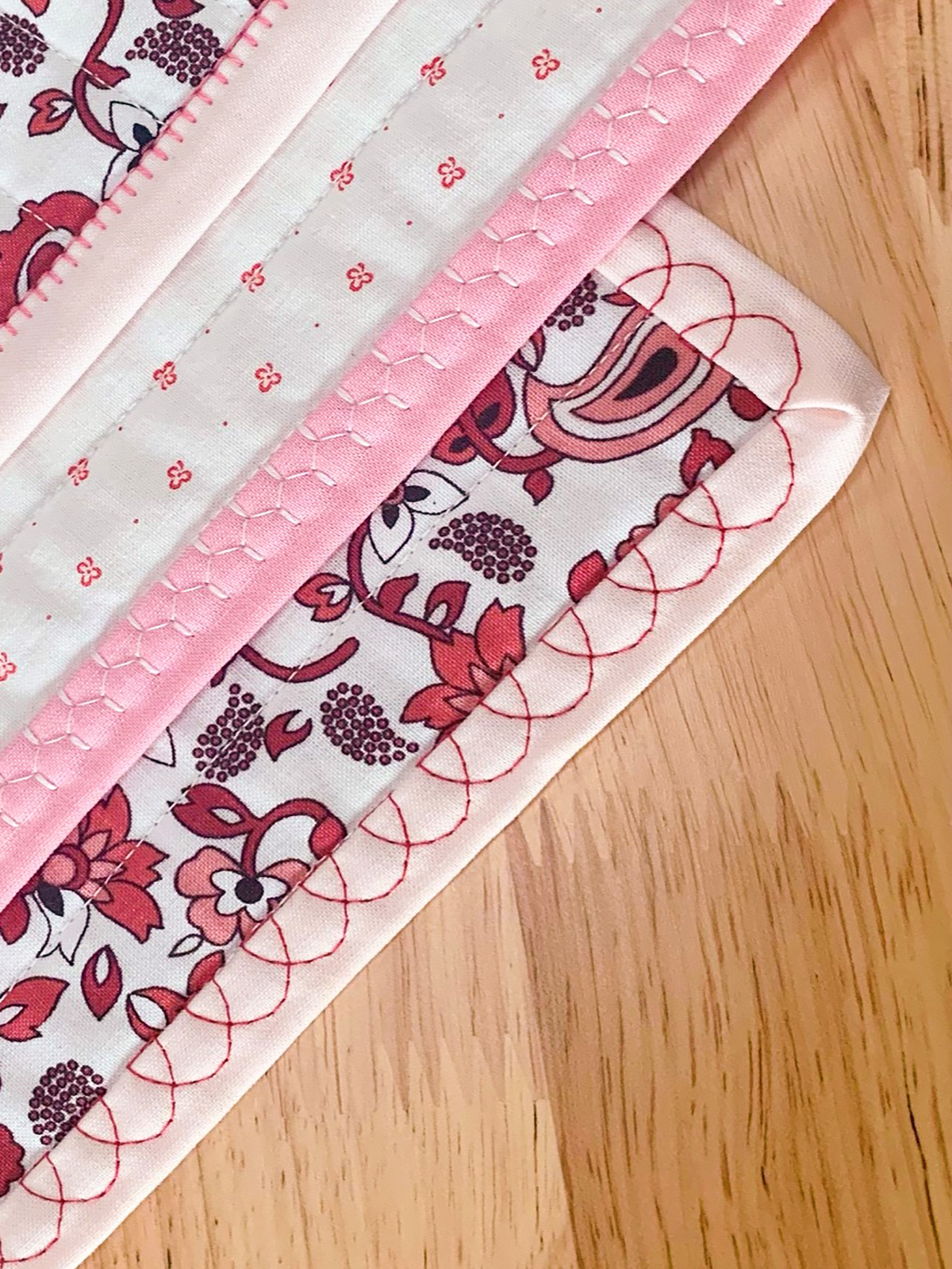 MTC_Decorative_Stitch_Binding_25_close_up_783_corner_BERNINA_WeAllSew_Blog_1200x1600px[1]