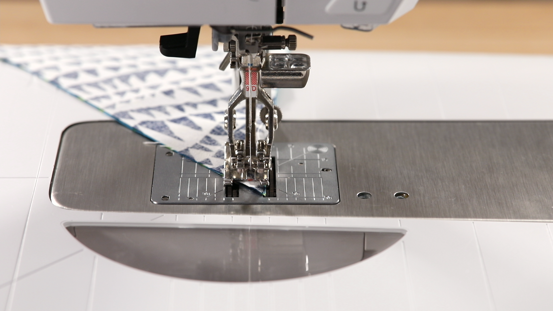 04_needle in marked dot