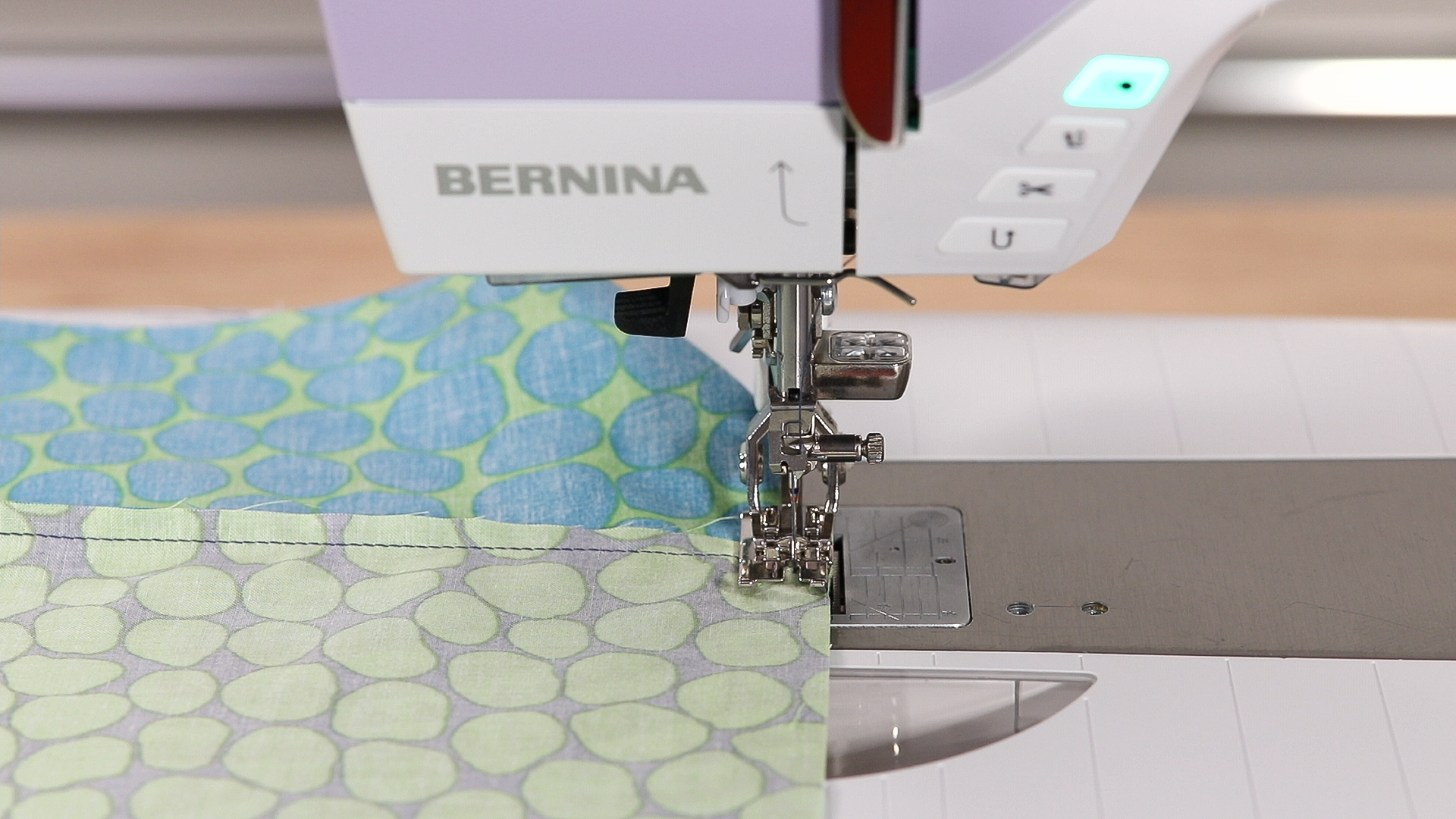 10_green dots ready to sew