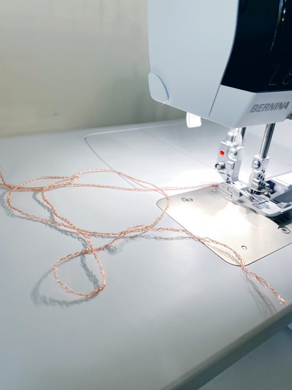 Rolled hem chain