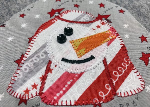 finished snowman head applique