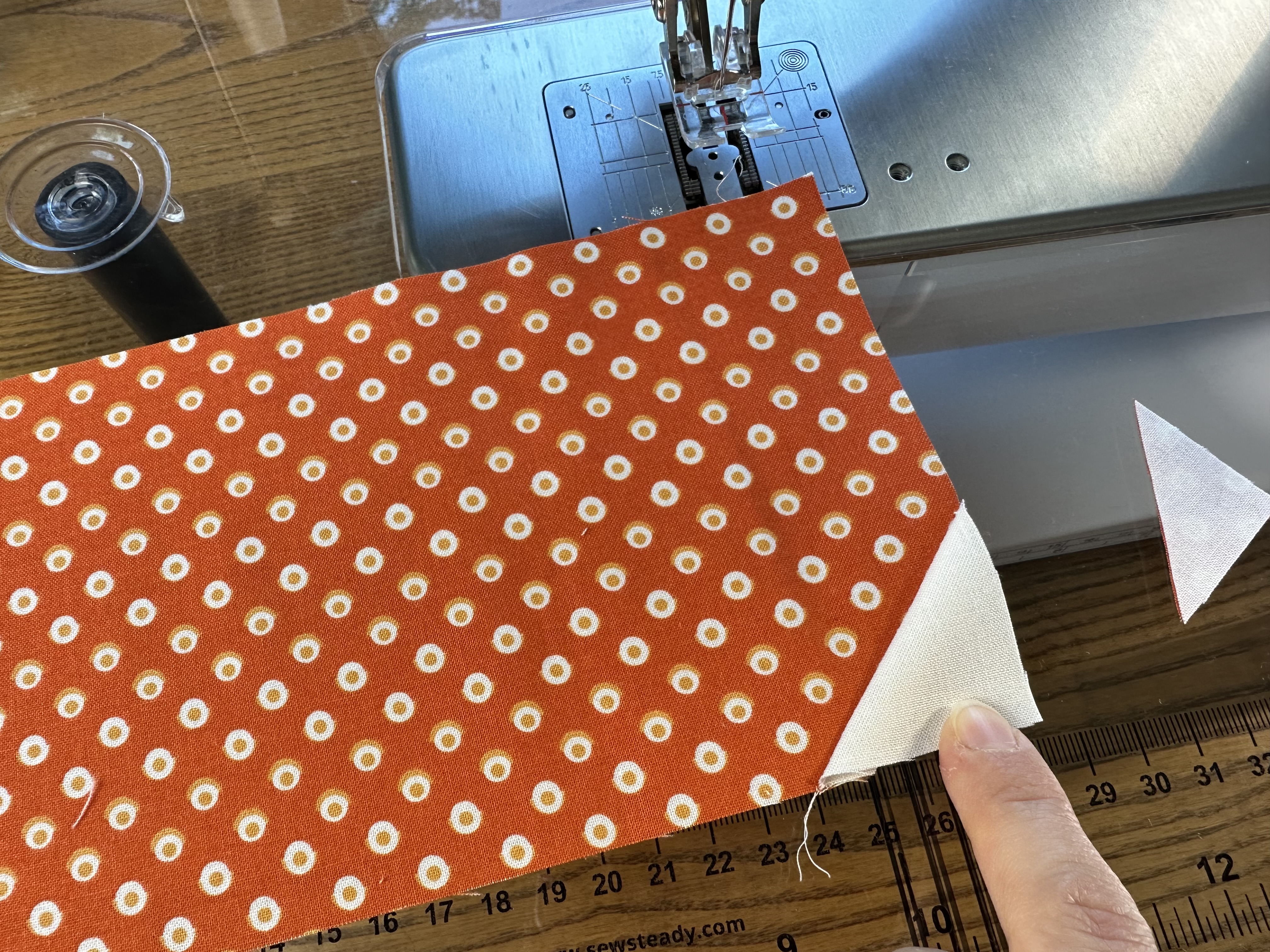 Easy Corner Triangle for a Pumpkin Block from Onyx in Autumn Table Runner