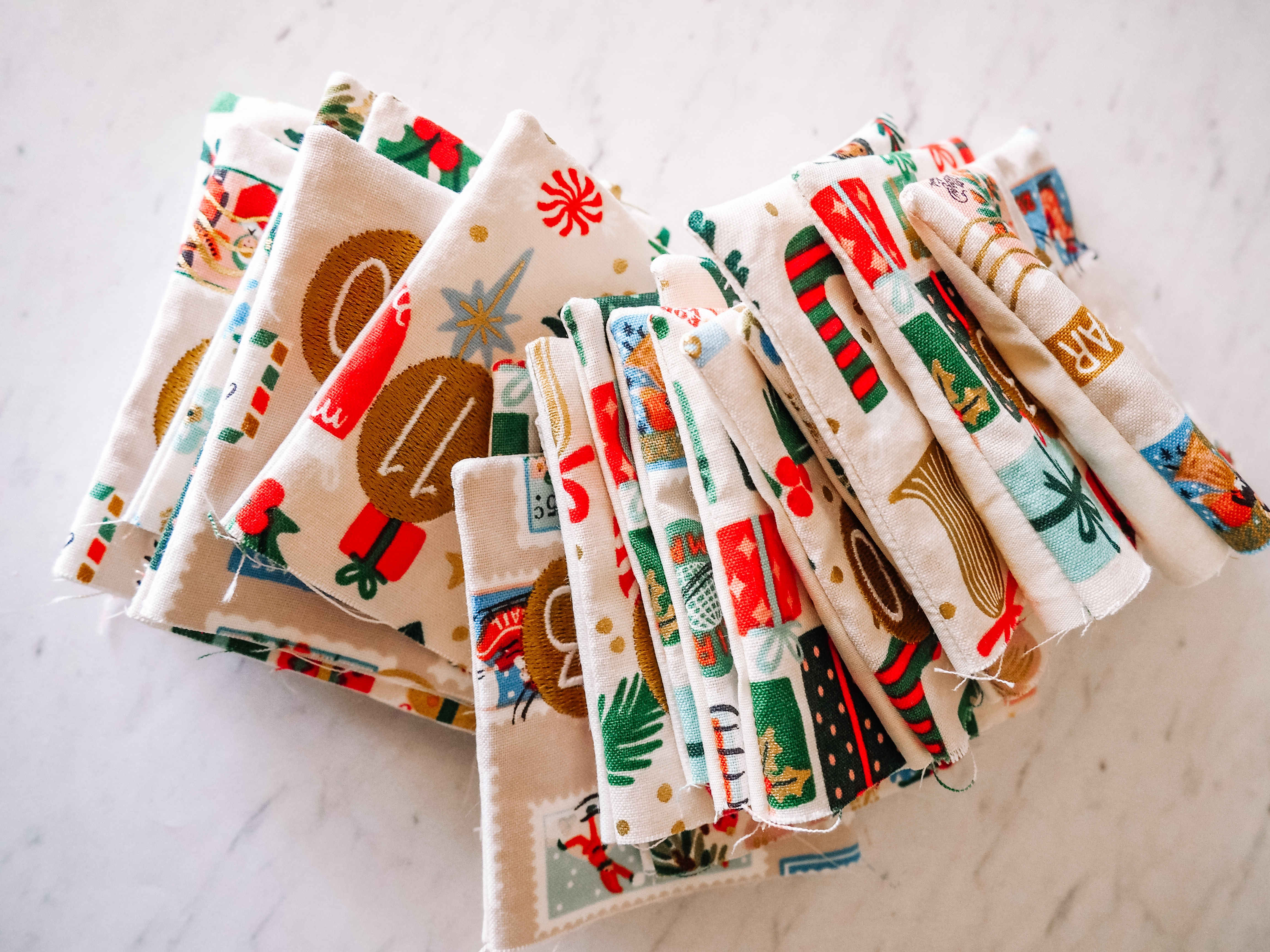 BERNINA WeAllSew Christmas Countdown Stack of Pockets