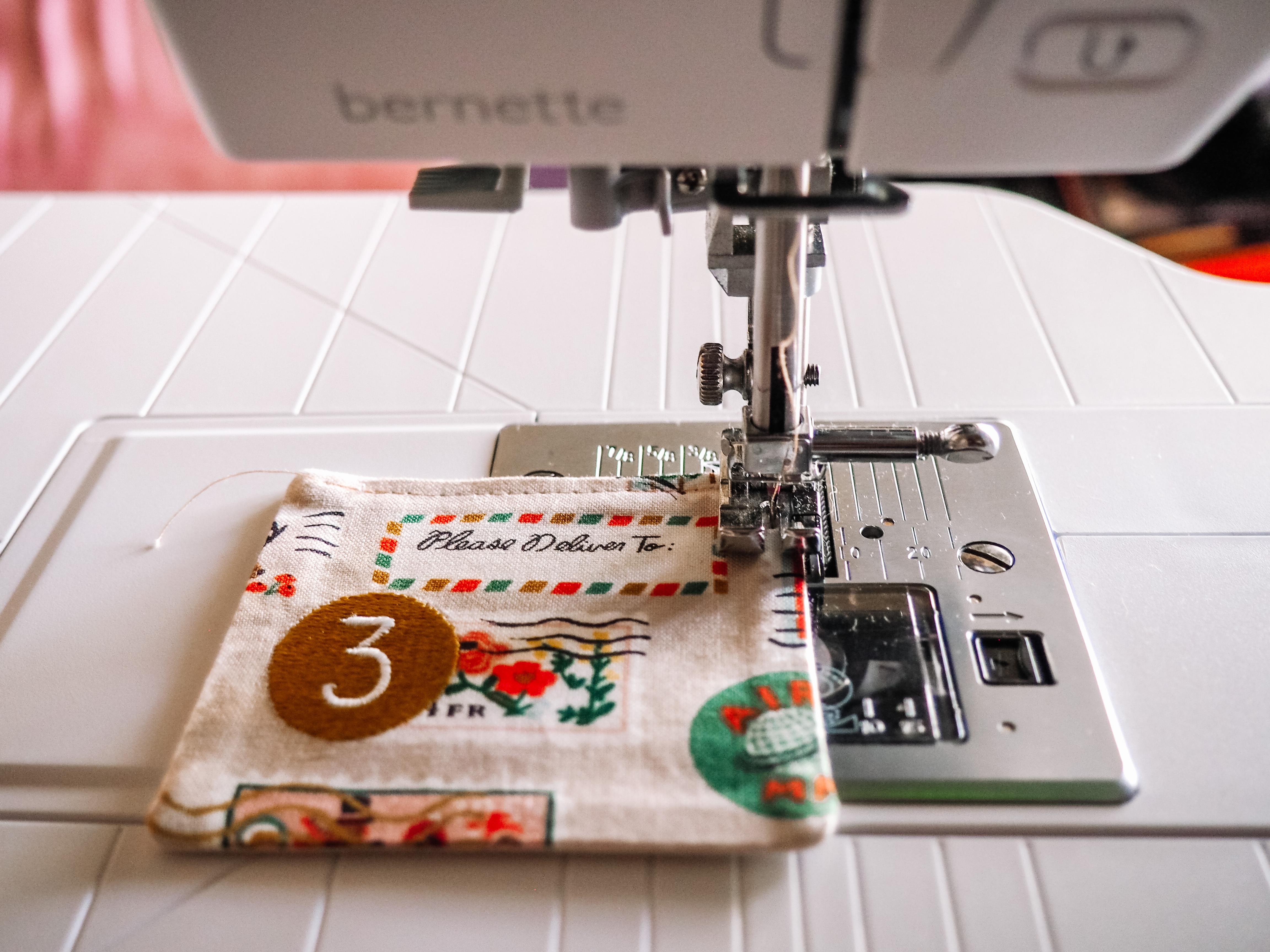 BERNINA WeAllSew Christmas Countdown Top Stitch Pocket