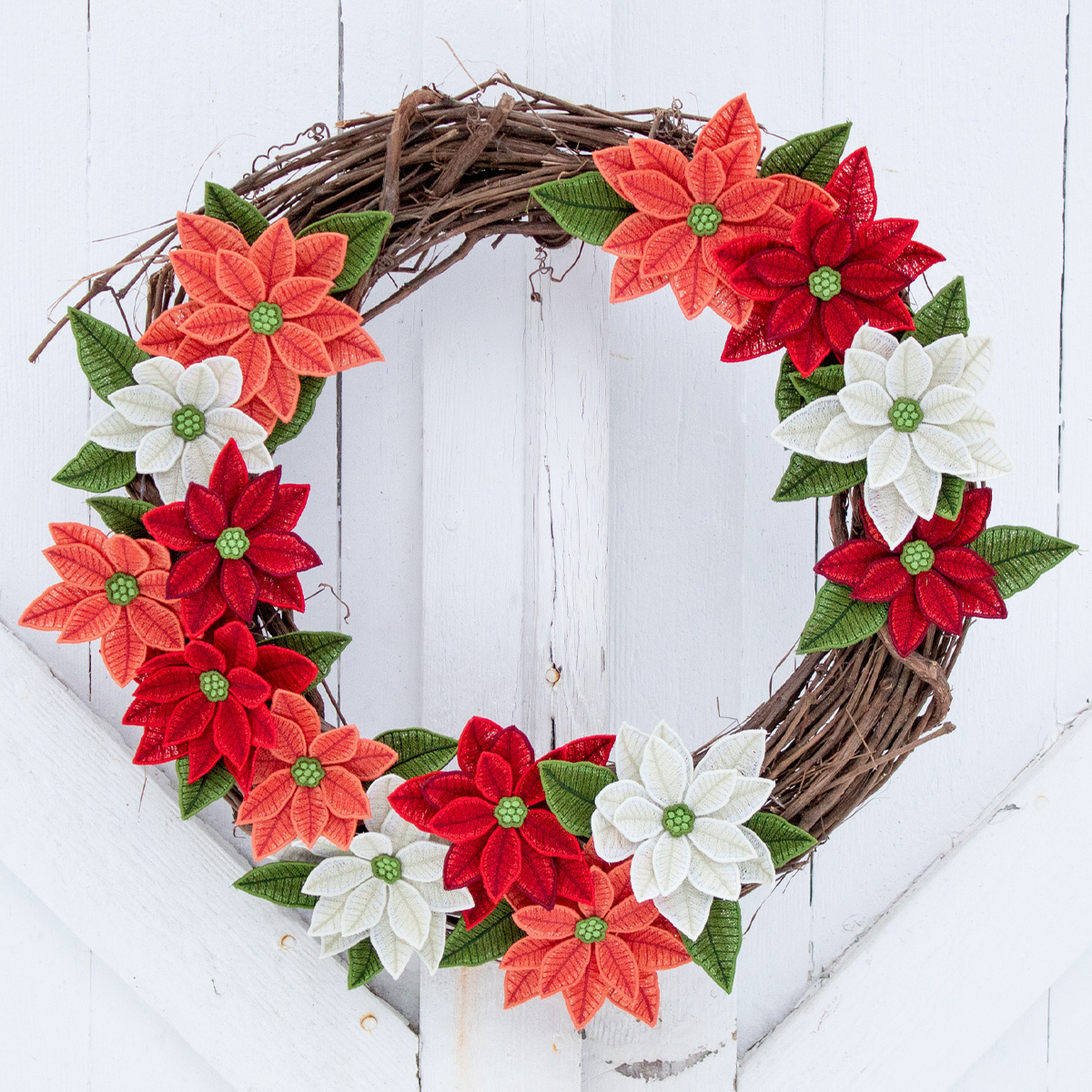 Freestanding_Lace_Poinsettia_Wreath_20_As_you_can_BERNINA_WeAllSew_Blog_1200x1200px