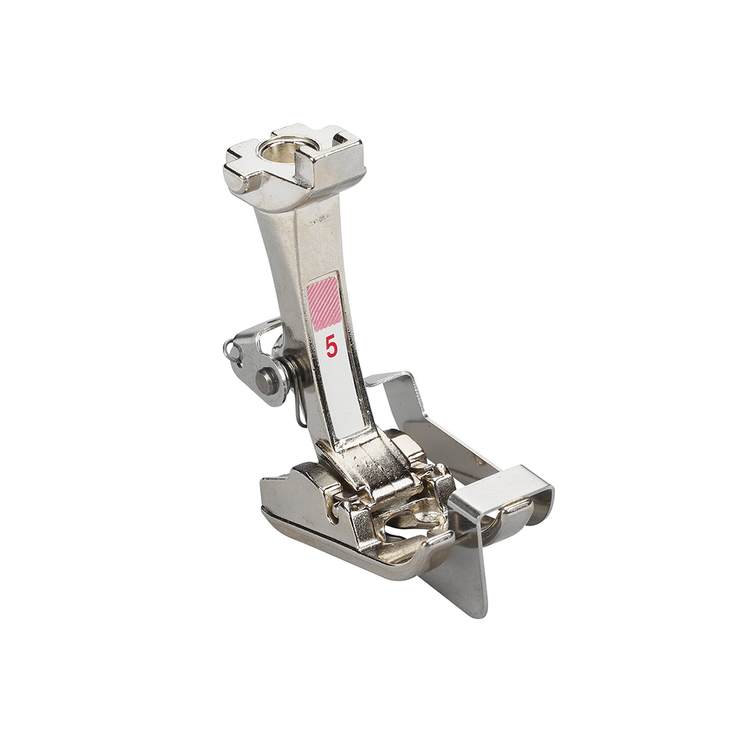 MTC_SxS_Blindstitch_05_blindstitch_Foot_#5_BERNINA_WeAllSew_Blog_1080x1080px