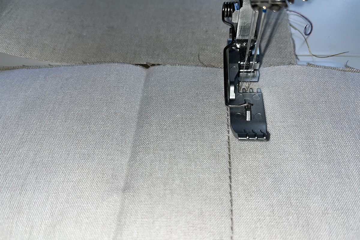 Decorative_Thread_Overlocker_15_Chainstitch_Dec_Thr_Double_Time_WAS_BERNINA_WeAllSew_Blog_1200x800px