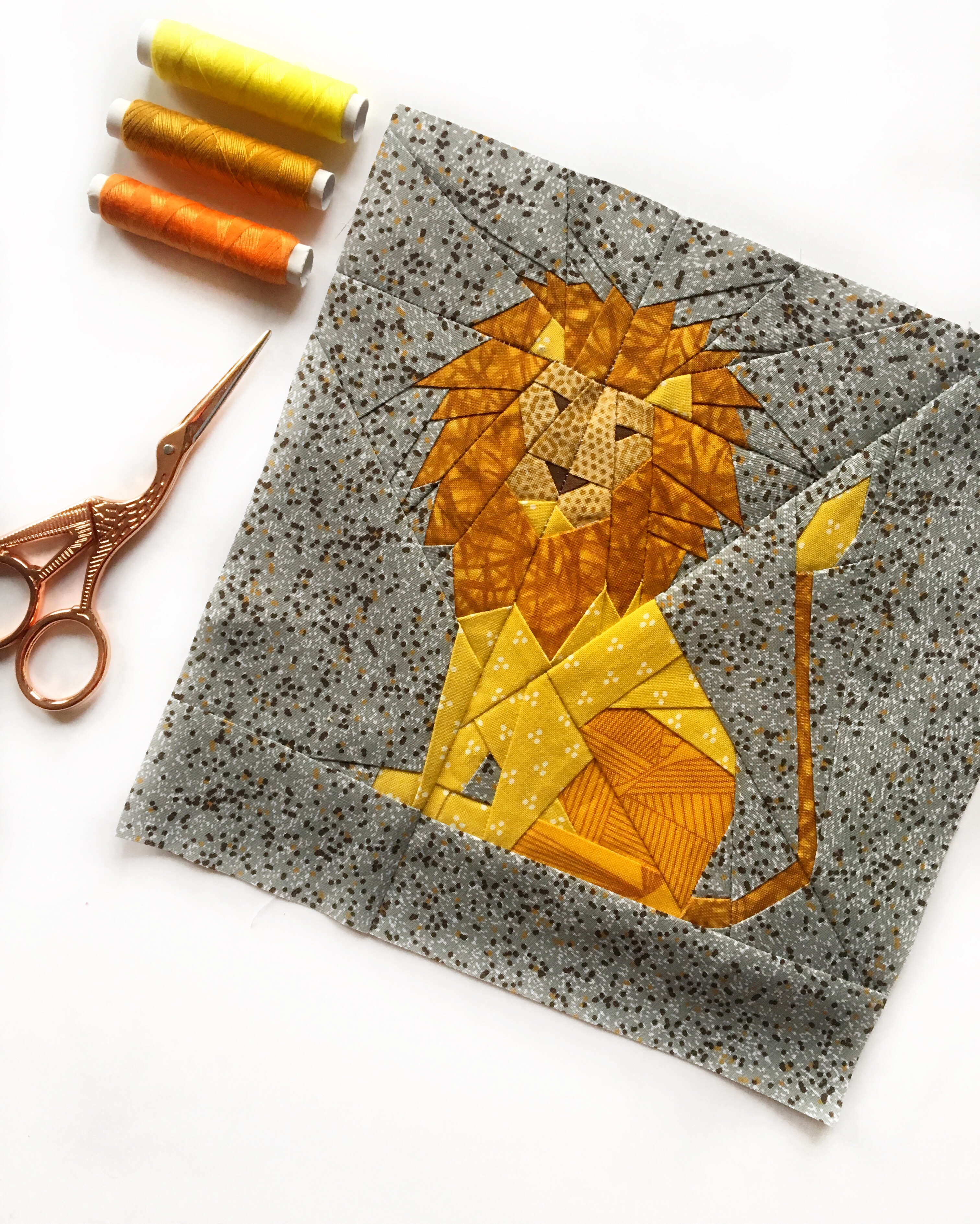 lion quilt block pattern