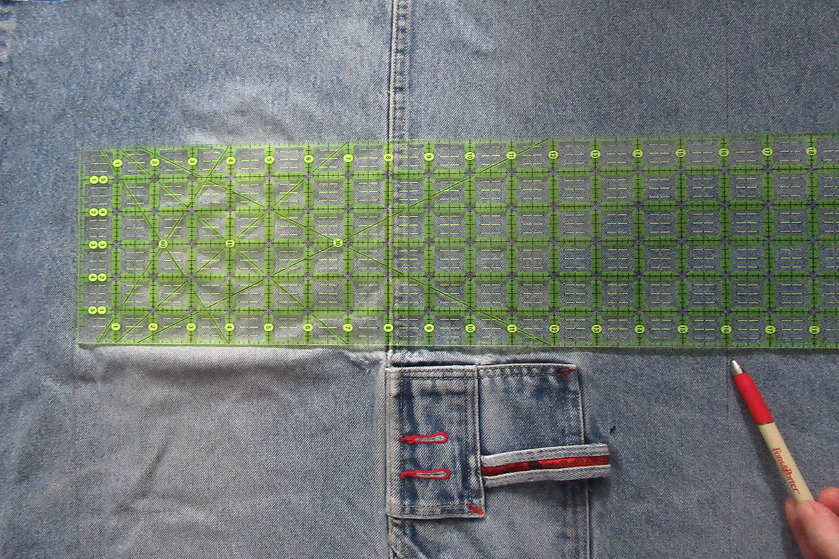 mark width of yoga bag tutorial
