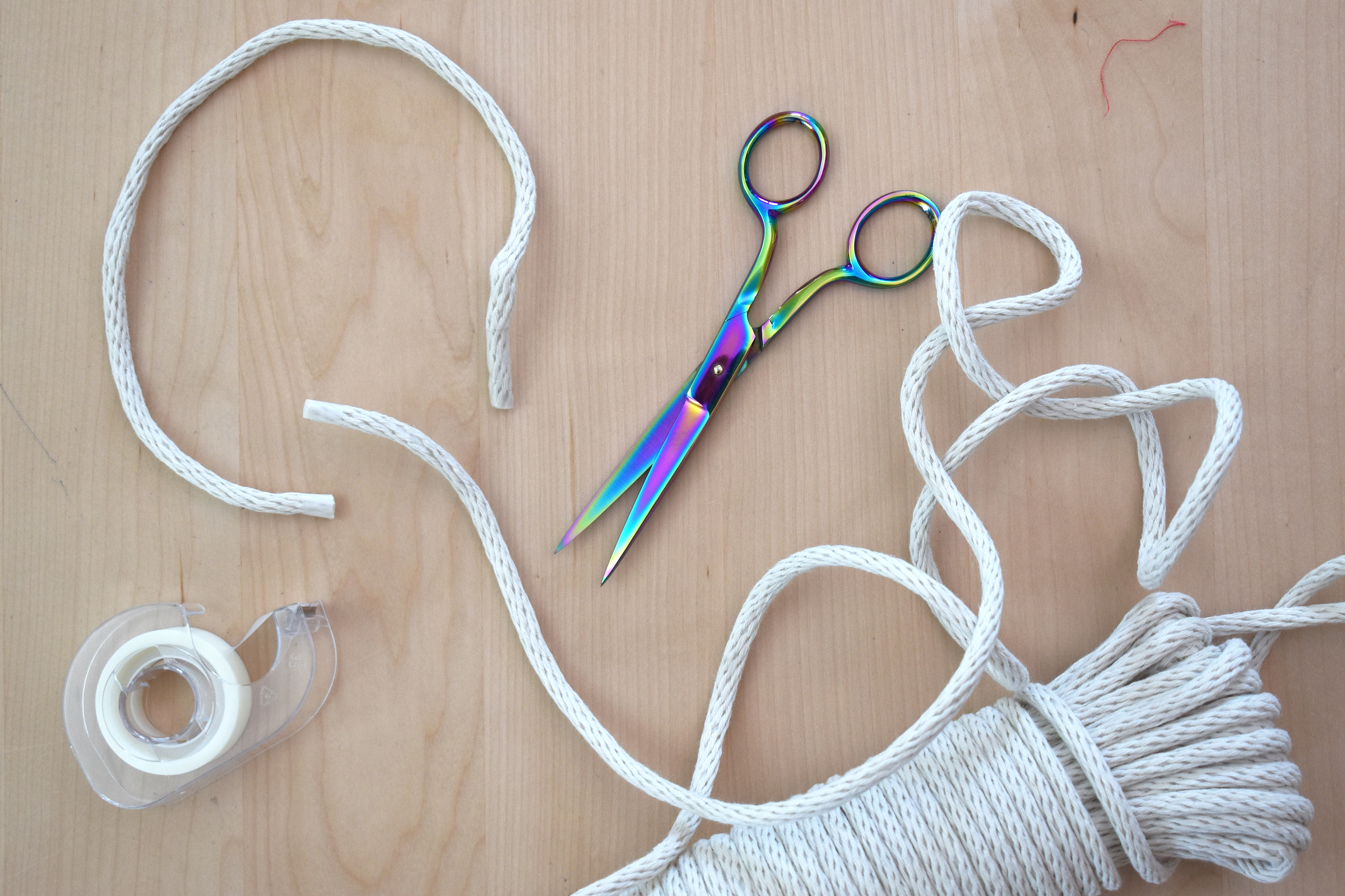 DIY Rope Cat Basket by Erika Mulvenna