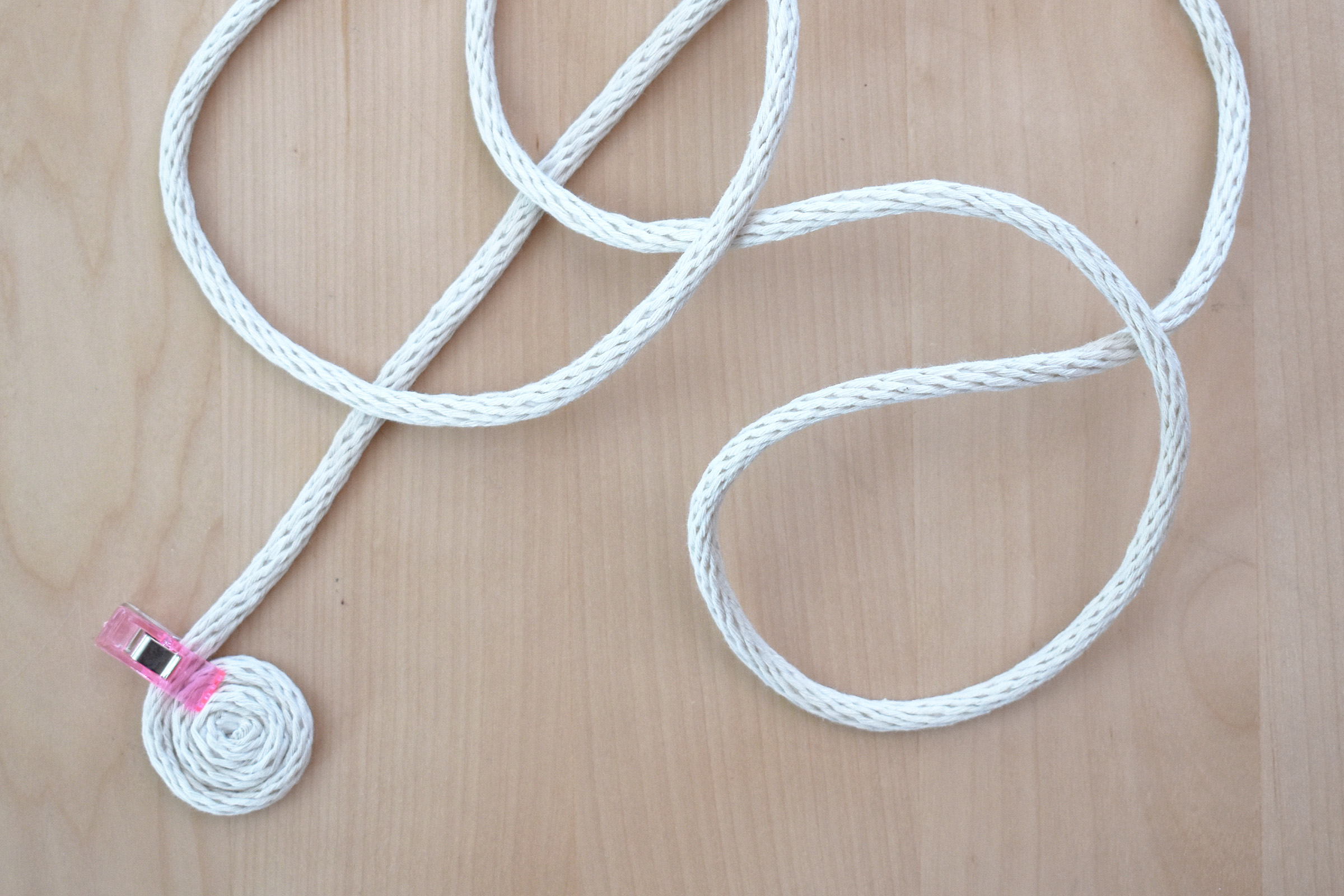 DIY Rope Cat Basket by Erika Mulvenna