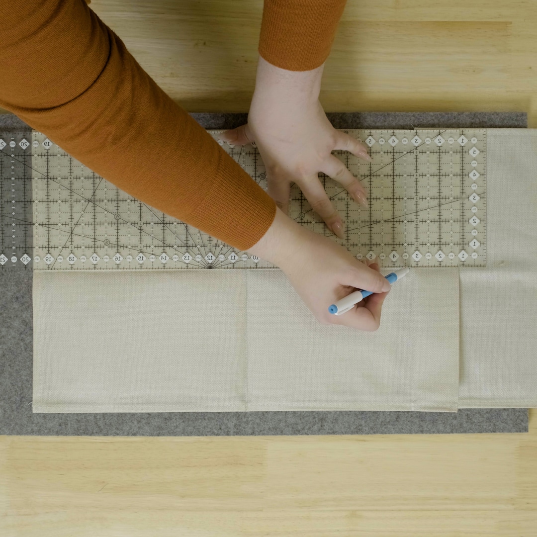 marking center lines with water-soluble pen on fabric