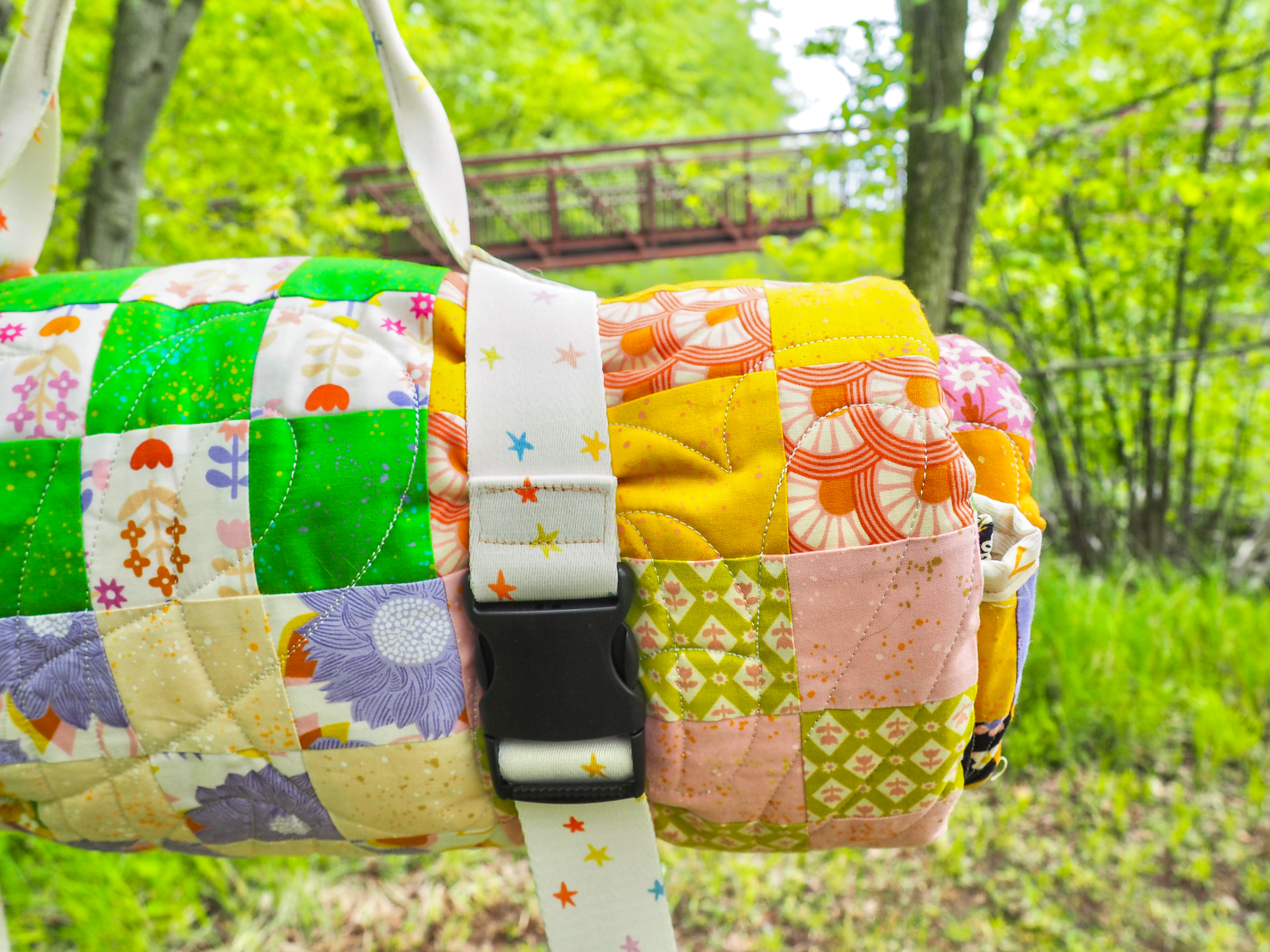 Picnic Quilt - Carrying strap 2