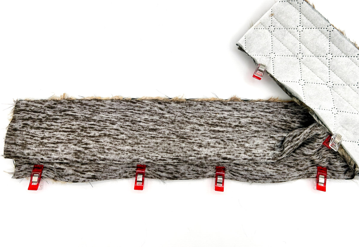 Second long side of main and lining fabric clipped