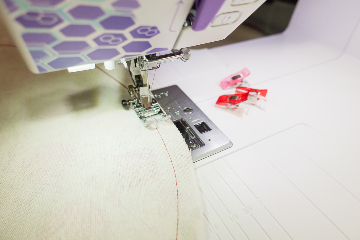Close up of the b79 sewing around the edge of a circle of fabric