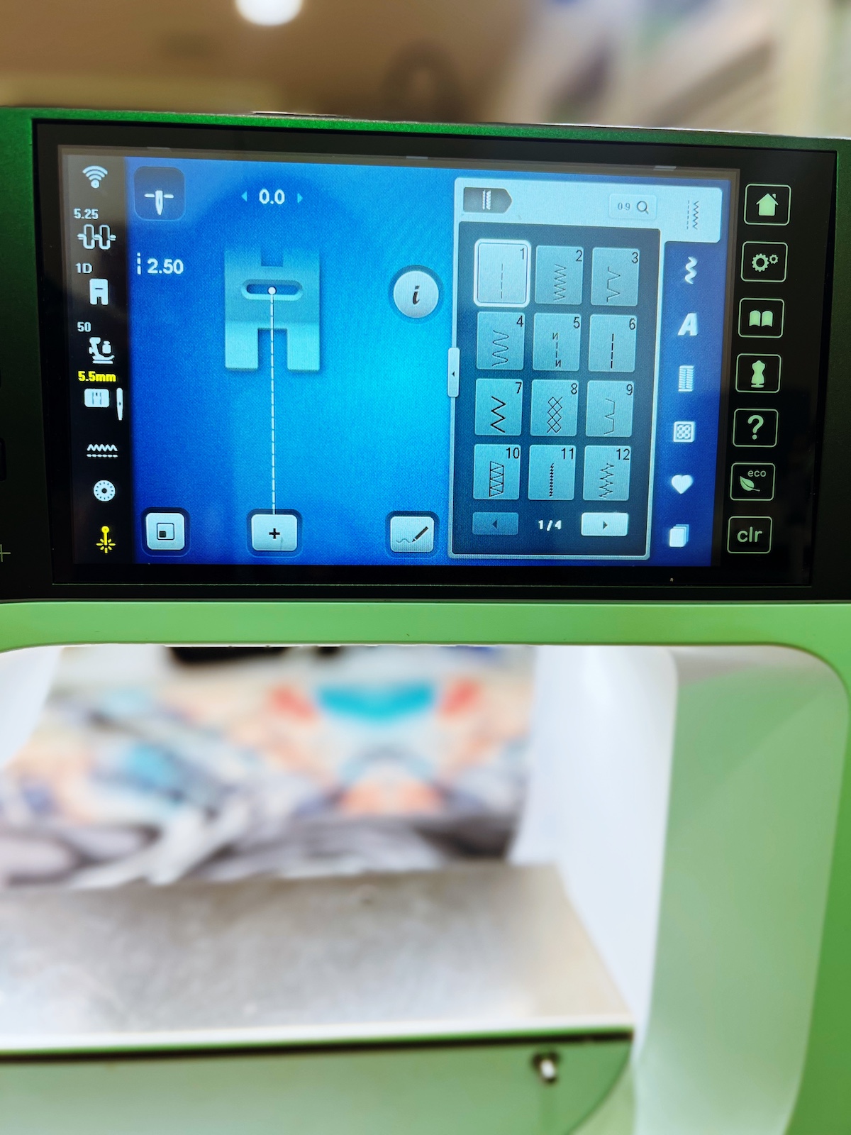 BERNINA B 790 PRO Touch Screen Display