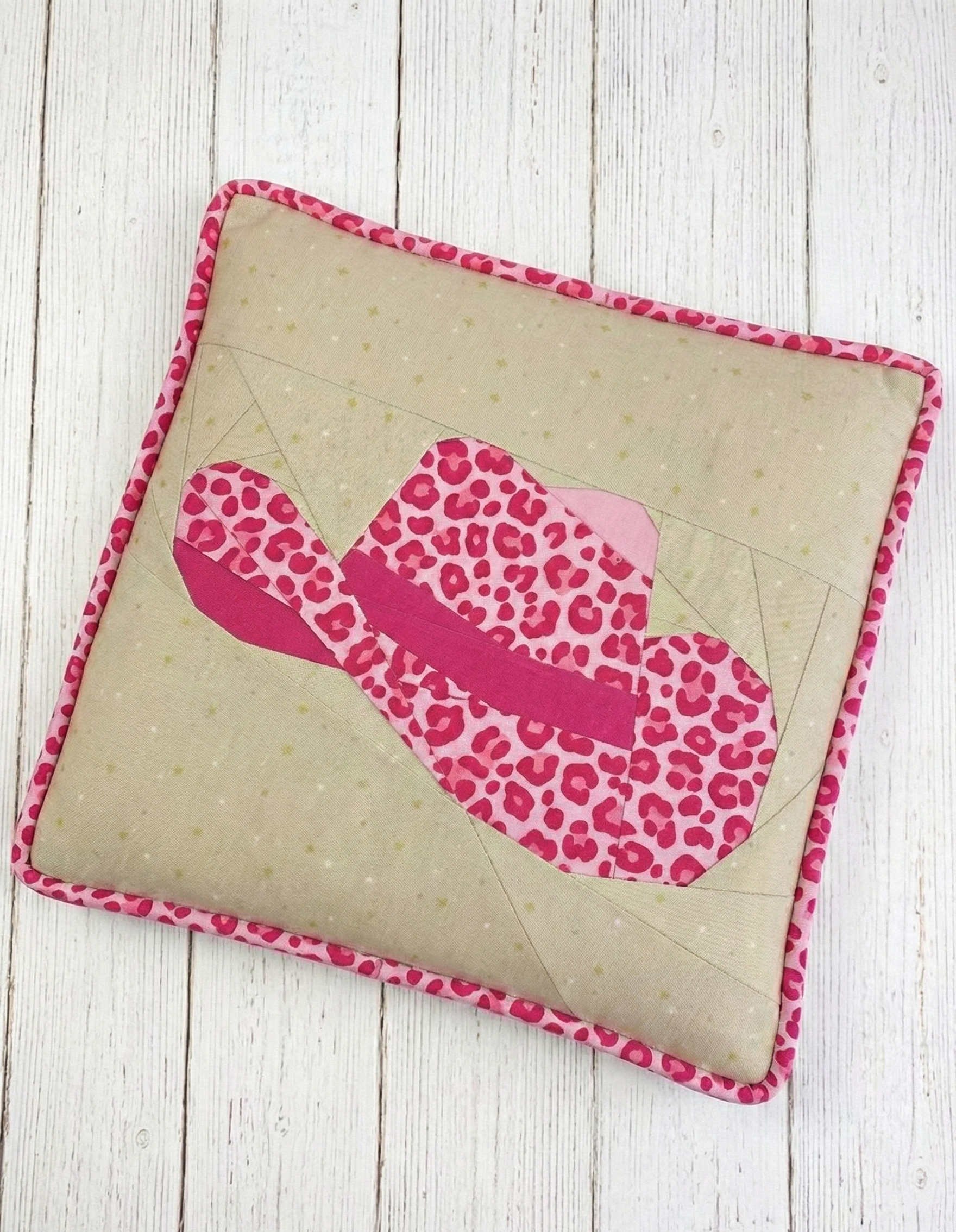 Cowboy hat quilt block pattern