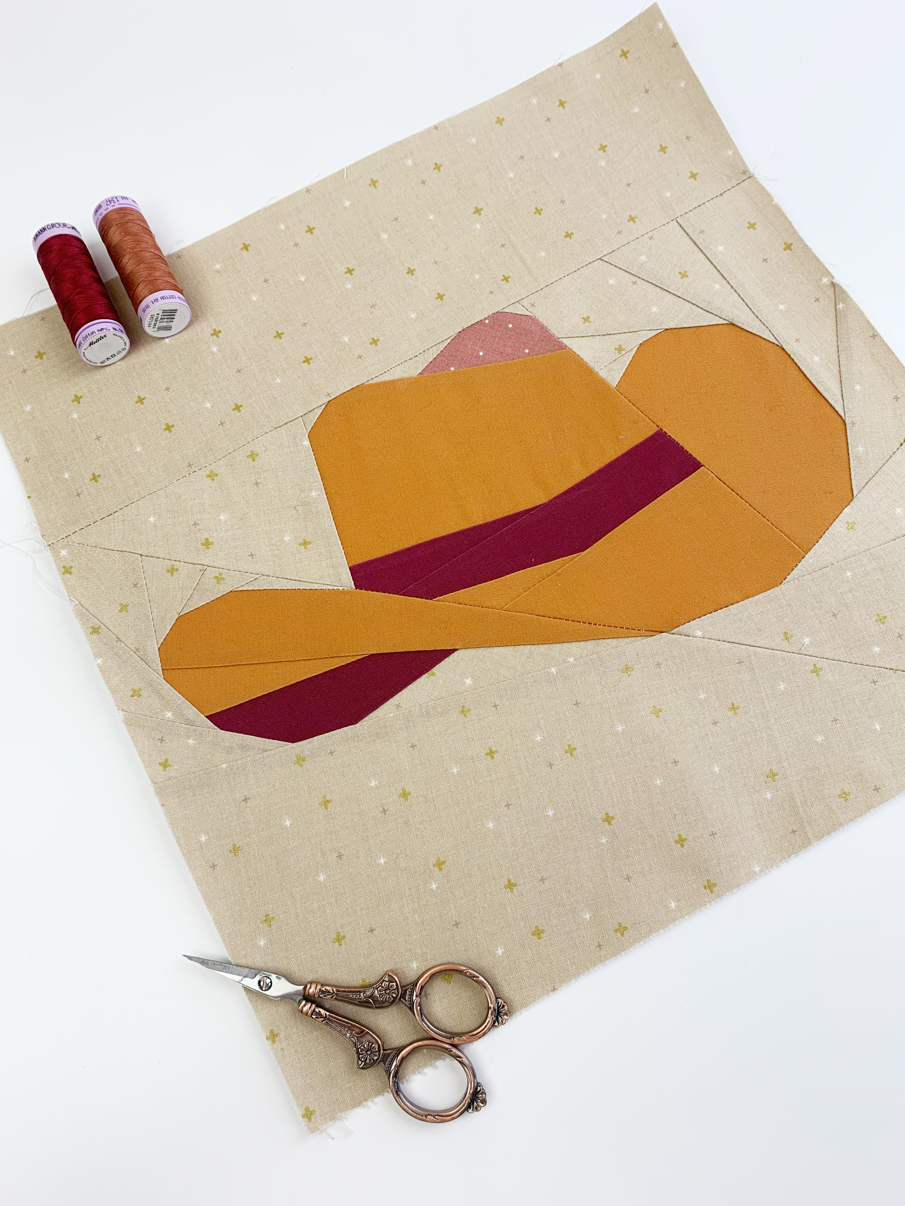Cowboy hat quilt block pattern