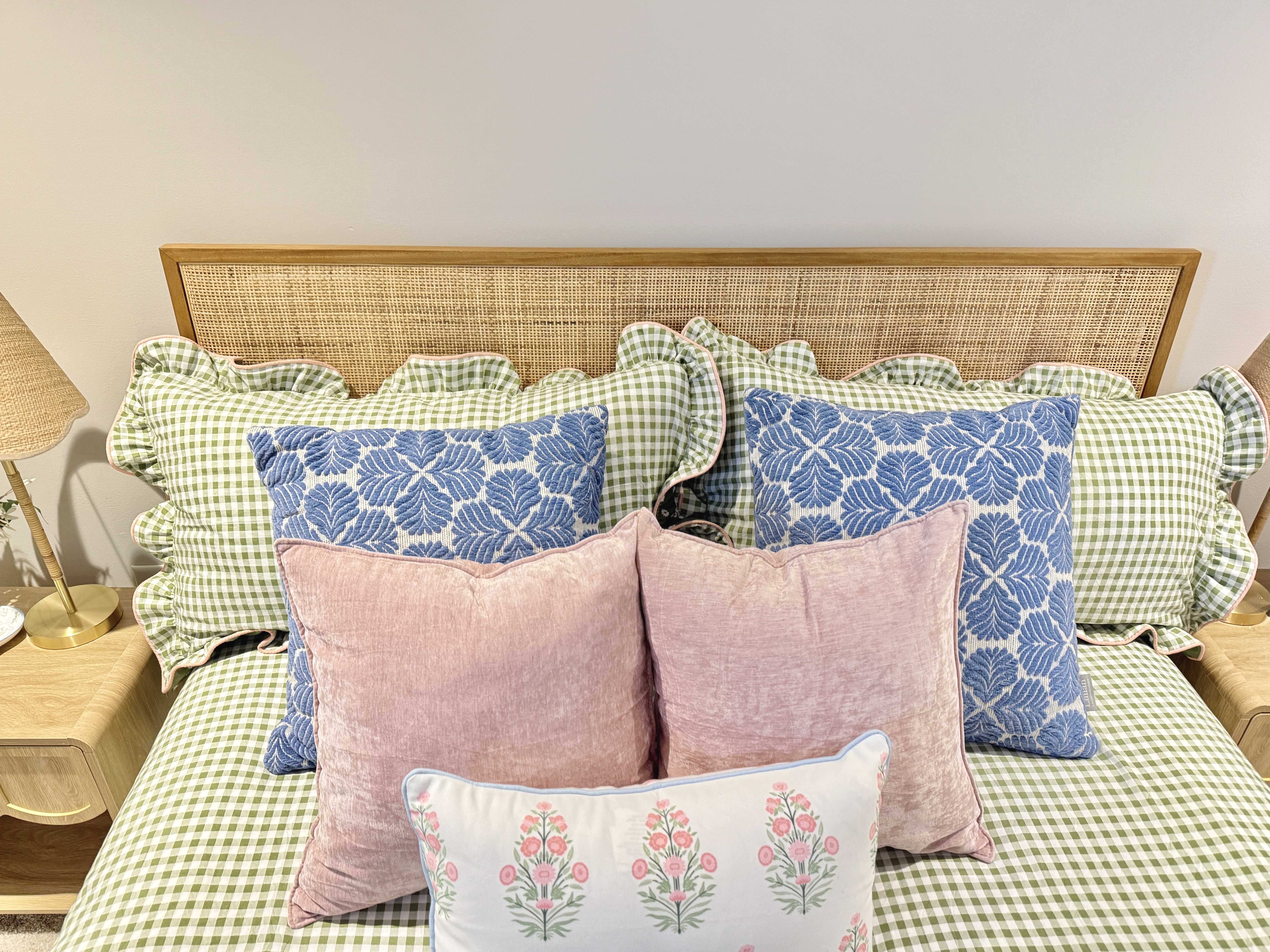 How to Add Piping to a Pillowcase BERNINA WeAllSew BlogPost