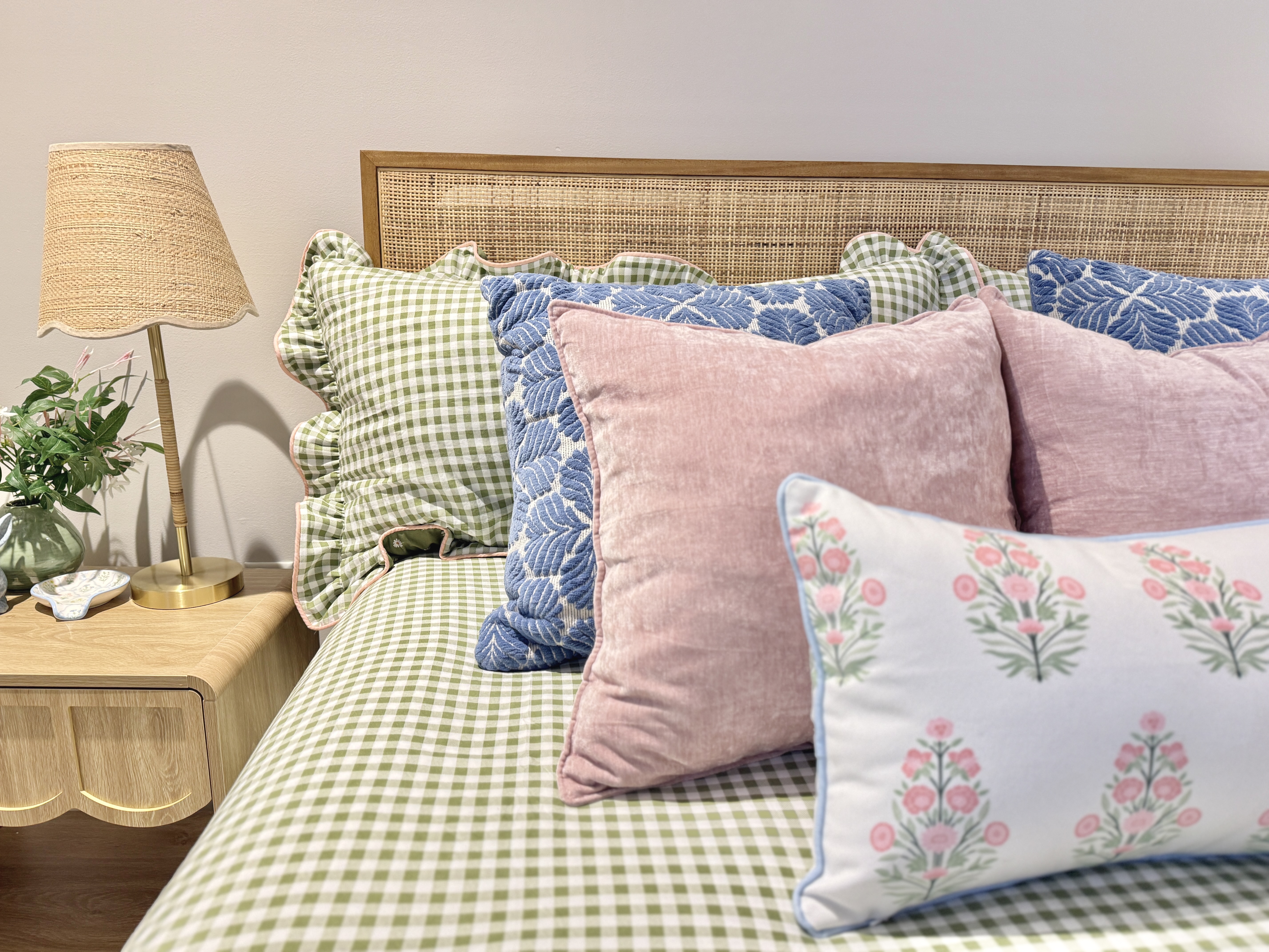 How to Add Piping to a Pillowcase BERNINA WeAllSew BlogPost