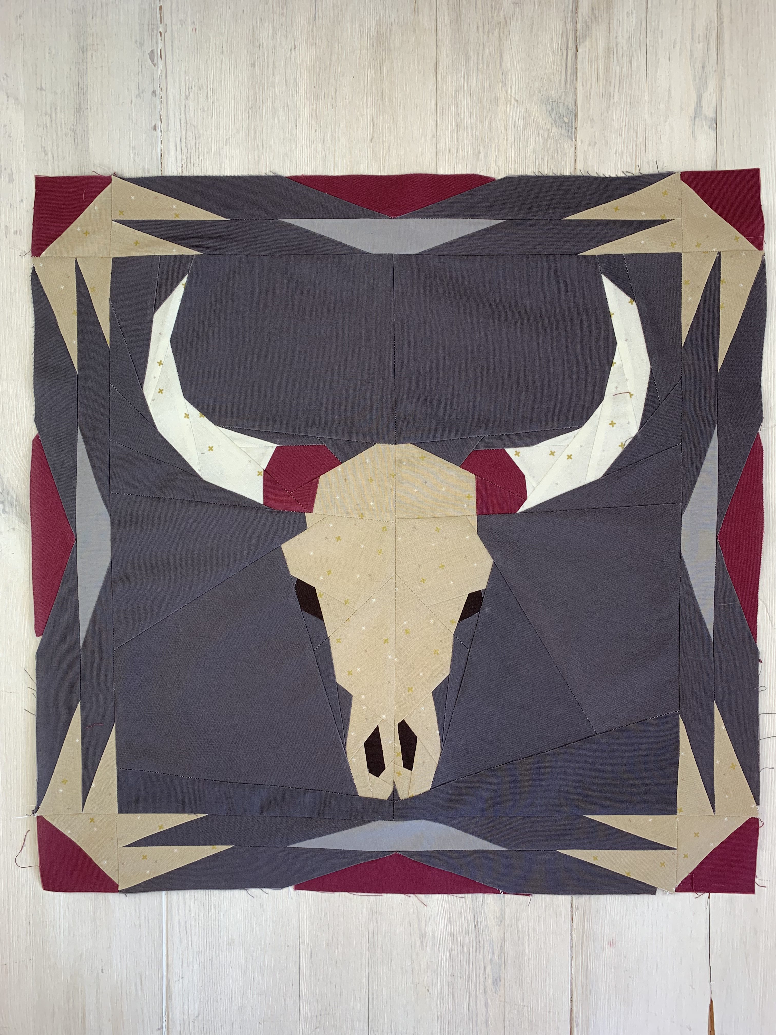Longhorn Skull quilt block pattern by Joe June and Mae