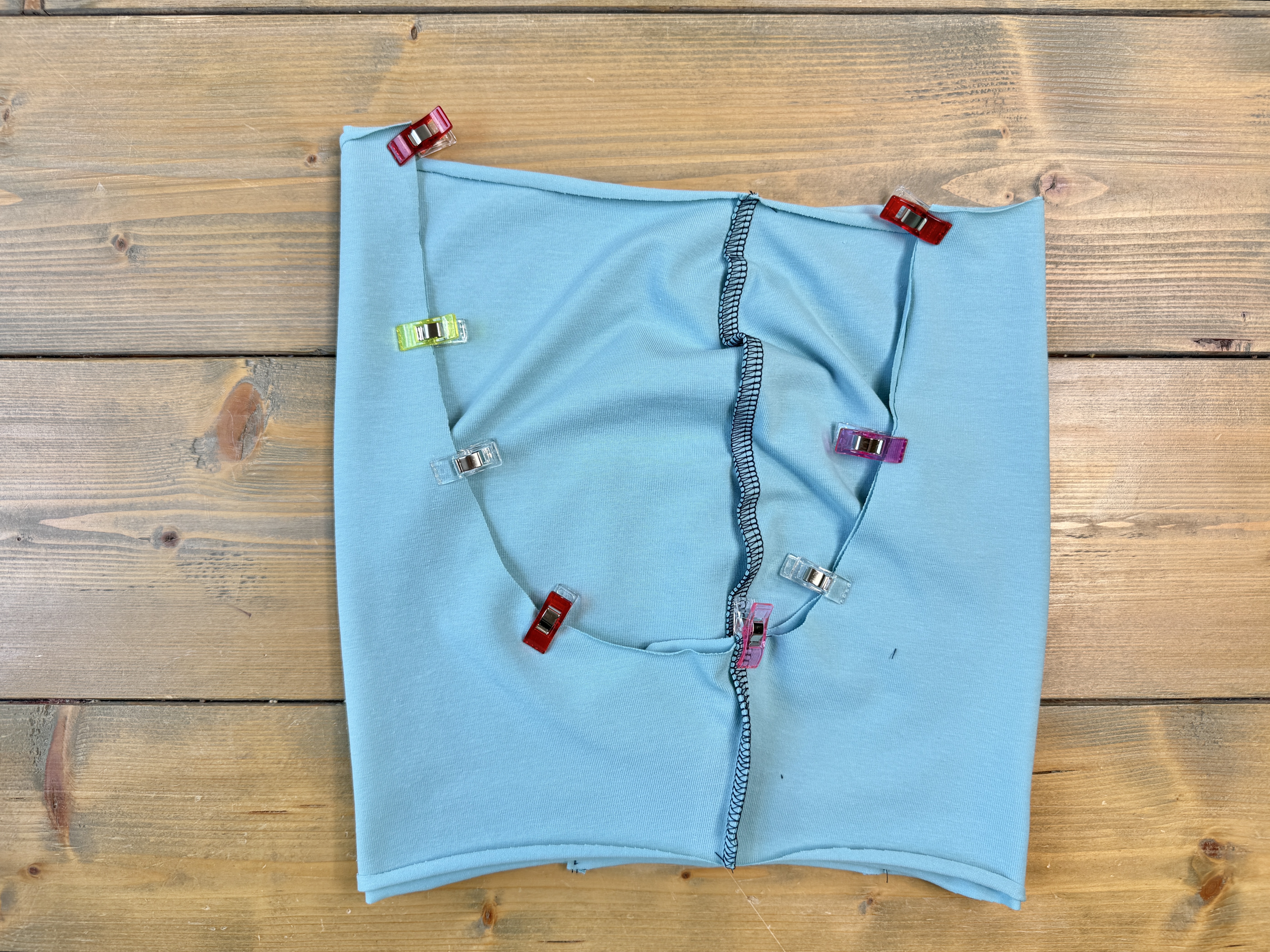 Pin along crotch curve